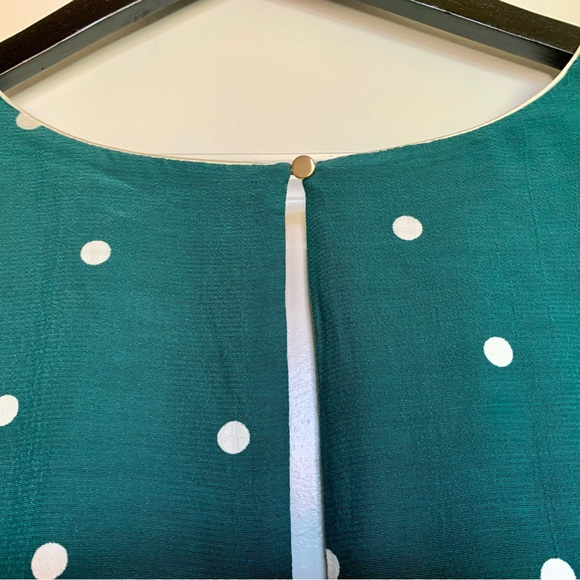 DARLING TOP SHOP DRESS LONG SLEEVE. PIPING AROUND NECKLINE. VERY SLIMMING❤️ - Picture 4 of 11